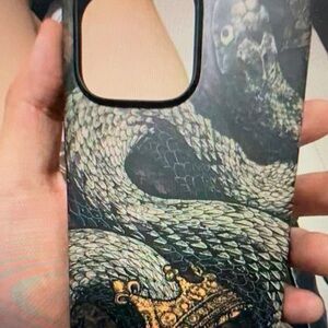 SHEIN Serpent Design Phone Case with Gold Highlights